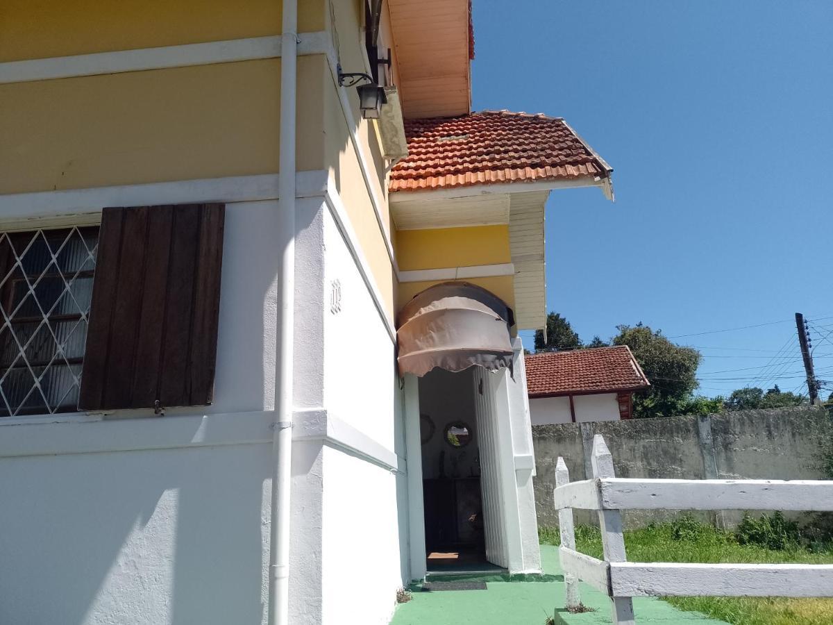 Quartos Para Hospedagem Da Casa Amarela Apartment กังโปสดูจอร์เดา ภายนอก รูปภาพ