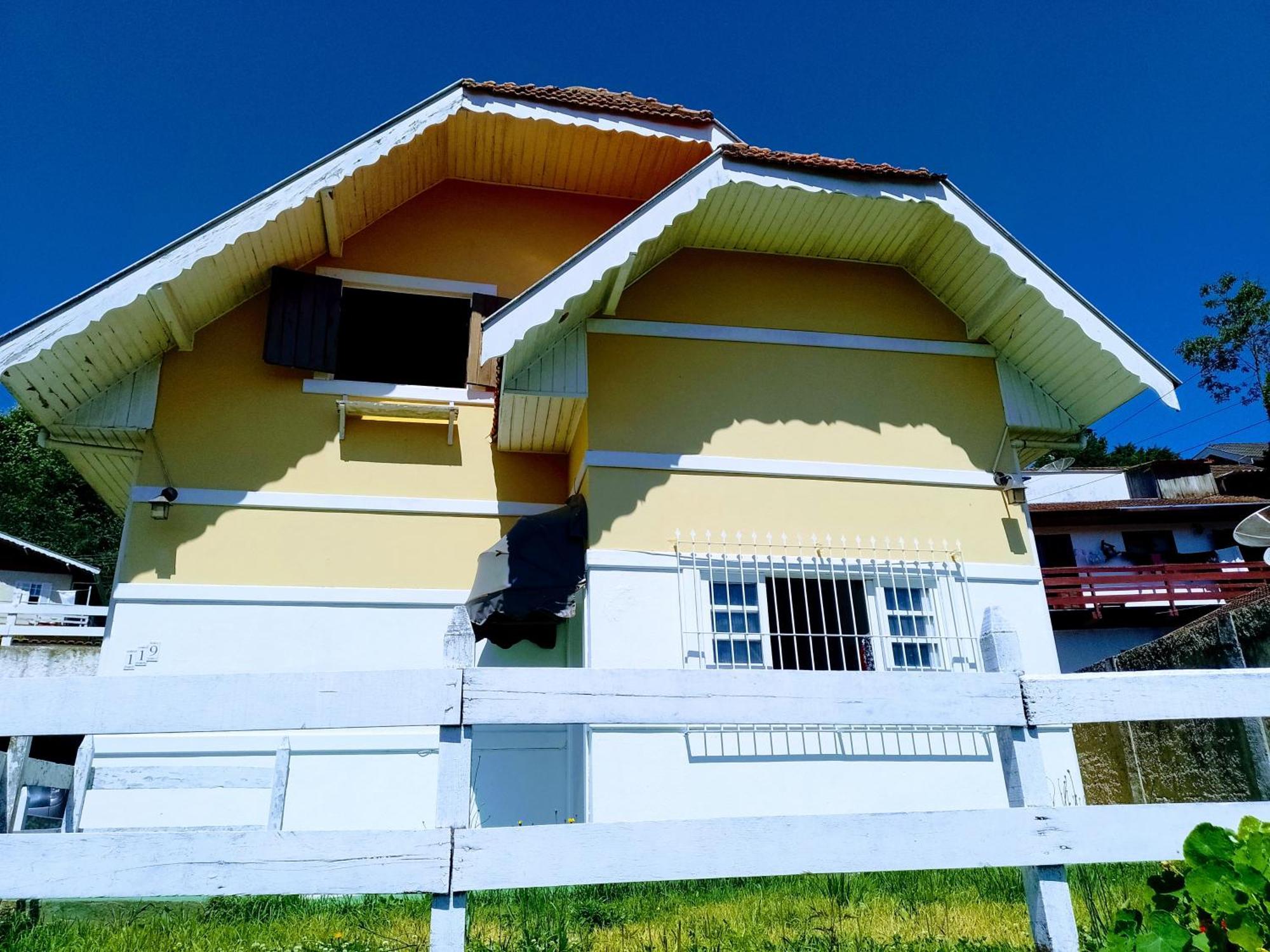 Quartos Para Hospedagem Da Casa Amarela Apartment กังโปสดูจอร์เดา ภายนอก รูปภาพ